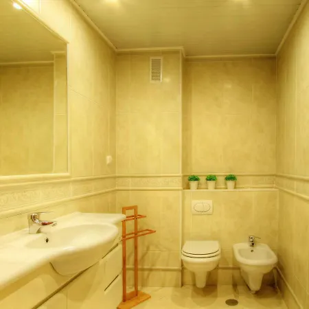 Apartment Balcony With View, Private Garage, An Elevator *
