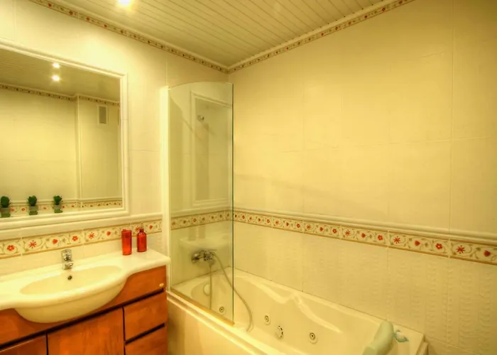 Apartmán Balcony With View, Private Garage, An Elevator Setúbal